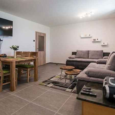 Astra Lipno Apartment Фримбурк Екстериор снимка