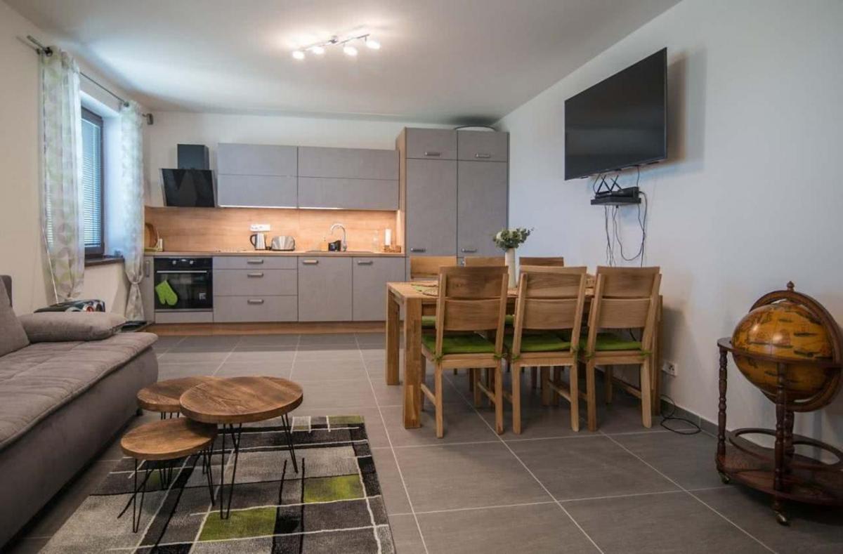 Astra Lipno Apartment Фримбурк Екстериор снимка